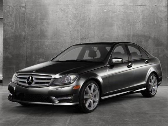 MERCEDES-BENZ C-CLASS 2013 WDDGF4HB0DA848766 image