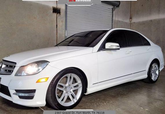 MERCEDES-BENZ C-CLASS 2013 WDDGF8AB3DR283321 image