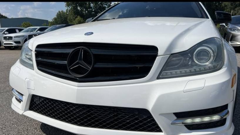 MERCEDES-BENZ C-CLASS 2013 WDDGJ4HB7DF987083 image MERCEDES-BENZ C-CLASS 2013 WDDGJ4HB7DF987083 image