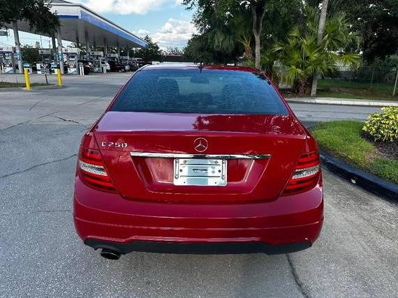 MERCEDES-BENZ C-CLASS 2013 WDDGF4HB9DR294564 image