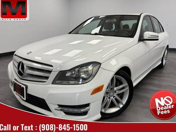 MERCEDES-BENZ C-CLASS 2013 WDDGF8AB2DR247121 image