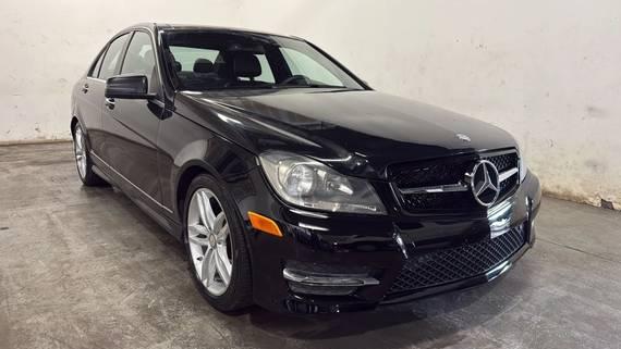 MERCEDES-BENZ C-CLASS 2013 WDDGF8AB6DR301049 image