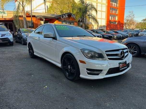 MERCEDES-BENZ C-CLASS 2013 WDDGJ4HBXDG064297 image MERCEDES-BENZ C-CLASS 2013 WDDGJ4HBXDG064297 image