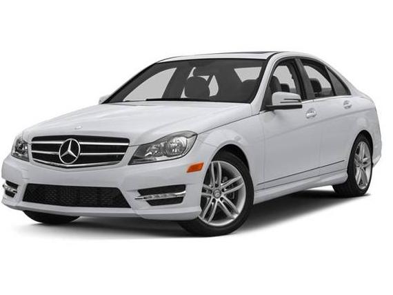 MERCEDES-BENZ C-CLASS 2013 WDDGF4HB3DR272303 image