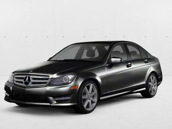 MERCEDES-BENZ C-CLASS 2013 WDDGF8AB6DR242004 image