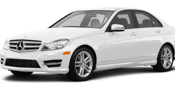 MERCEDES-BENZ C-CLASS 2013 WDDGF8AB1DR272639 image