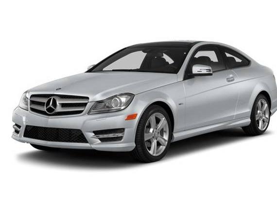 MERCEDES-BENZ C-CLASS 2013 WDDGJ4HB4DG004869 image