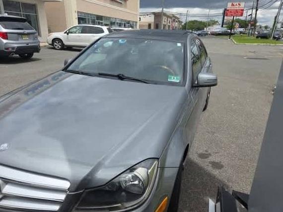 MERCEDES-BENZ C-CLASS 2013 WDDGF8AB7DA763991 image