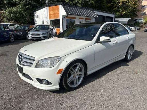 MERCEDES-BENZ C-CLASS 2010 WDDGF8BB8AR093279 image