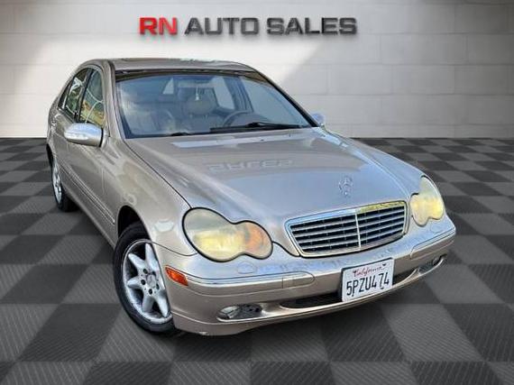 MERCEDES-BENZ C-CLASS 2001 WDBRF64J61F060955 image