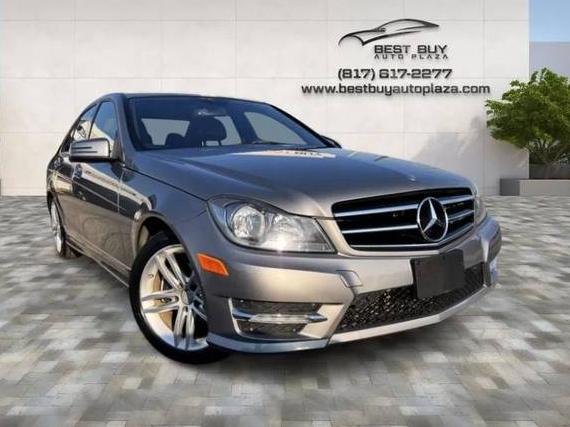 MERCEDES-BENZ C-CLASS 2014 WDDGF4HB3ER312994 image