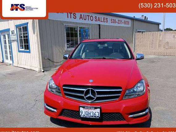 MERCEDES-BENZ C-CLASS 2014 WDDGF4HBXER306691 image