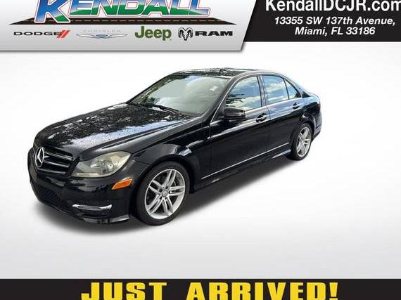MERCEDES-BENZ C-CLASS 2014 WDDGF4HB0EG213593 image