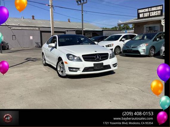 MERCEDES-BENZ C-CLASS 2014 WDDGJ4HB2EG272451 image