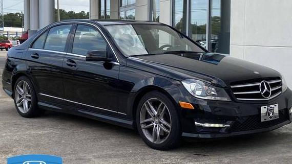 MERCEDES-BENZ C-CLASS 2014 WDDGF8AB2ER307058 image