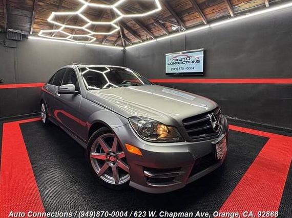 MERCEDES-BENZ C-CLASS 2014 WDDGF4HB3EA965730 image