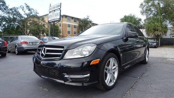 MERCEDES-BENZ C-CLASS 2014 WDDGF4HB3ER305446 image