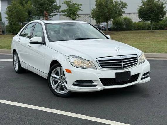 MERCEDES-BENZ C-CLASS 2014 WDDGF8ABXER308071 image