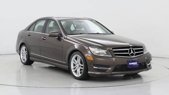 MERCEDES-BENZ C-CLASS 2014 WDDGF4HBXEG199492 image