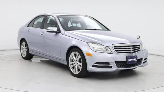 MERCEDES-BENZ C-CLASS 2014 WDDGF4HBXER317657 image