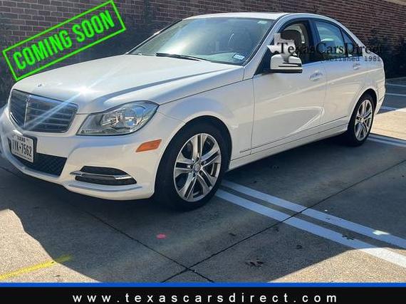 MERCEDES-BENZ C-CLASS 2014 WDDGF8AB4EA917882 image