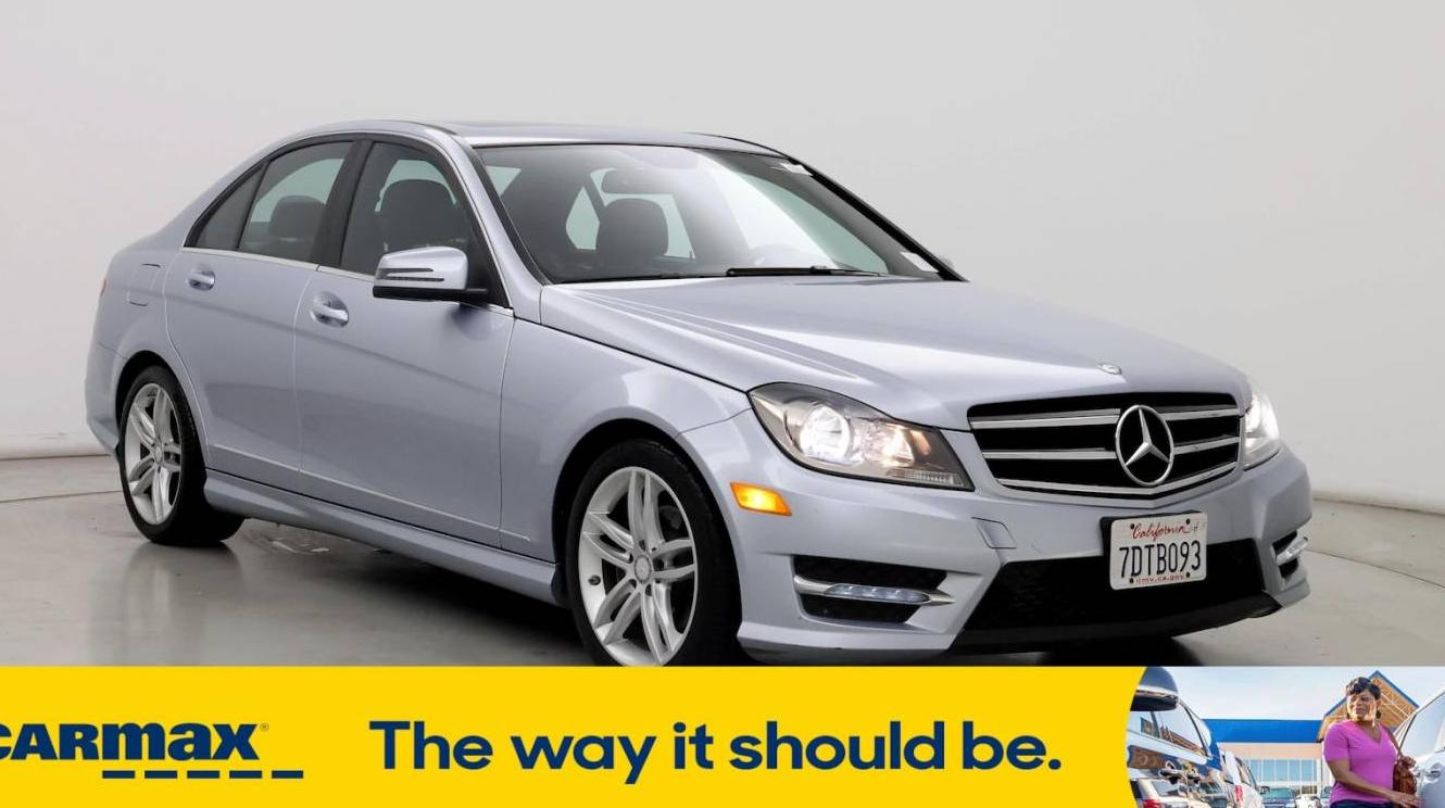 MERCEDES-BENZ C-CLASS 2014 WDDGF4HB3EG255532 image