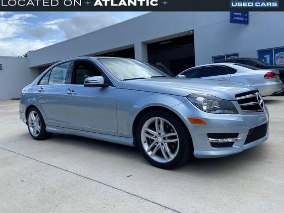 MERCEDES-BENZ C-CLASS 2014 WDDGF4HB3ER310856 image