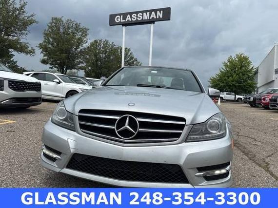 MERCEDES-BENZ C-CLASS 2014 WDDGF8AB2ER317699 image
