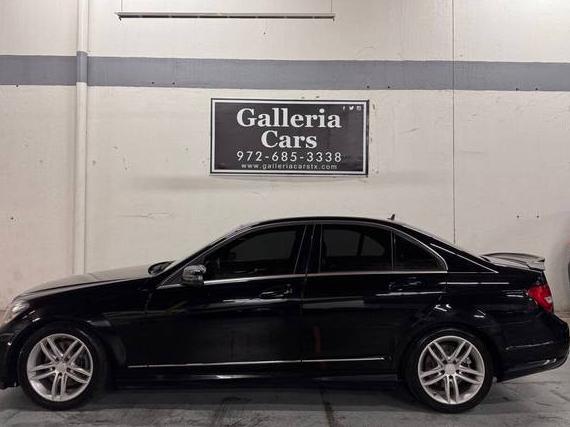 MERCEDES-BENZ C-CLASS 2014 WDDGF8AB5EA942869 image