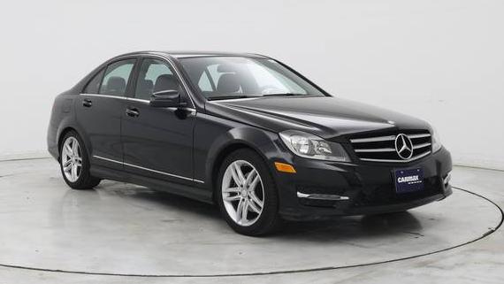 MERCEDES-BENZ C-CLASS 2014 WDDGF4HB7EA949028 image