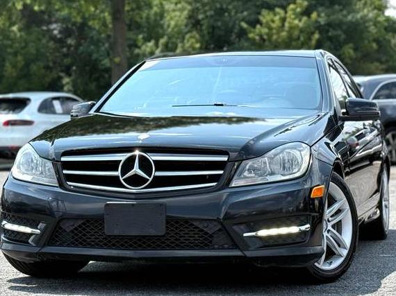 MERCEDES-BENZ C-CLASS 2014 WDDGF4HB8EA943531 image