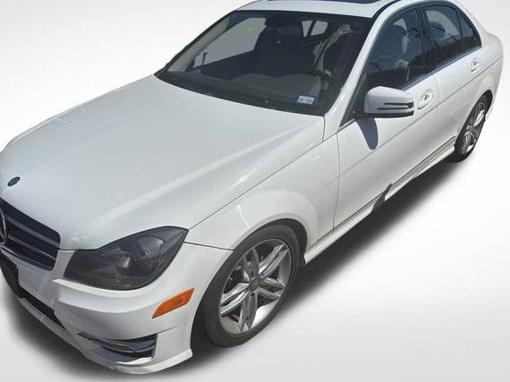 MERCEDES-BENZ C-CLASS 2014 WDDGF4HBXER318775 image