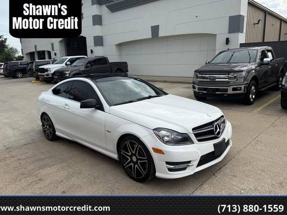 MERCEDES-BENZ C-CLASS 2014 WDDGJ4HB0EG261450 image