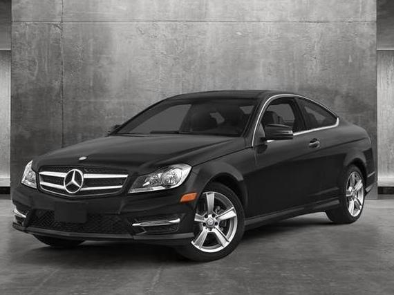 MERCEDES-BENZ C-CLASS 2015 WDDGJ4HB8FG391039 image