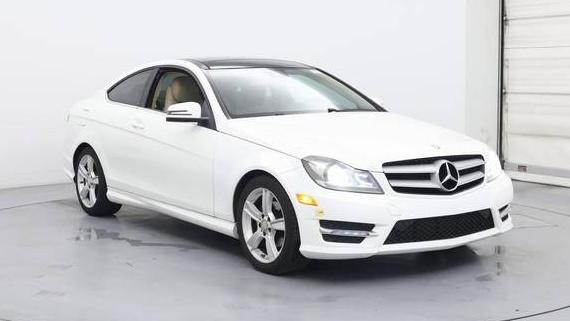 MERCEDES-BENZ C-CLASS 2015 WDDGJ4HB6FG387846 image
