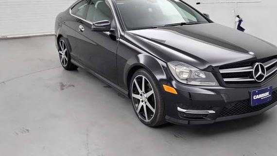 MERCEDES-BENZ C-CLASS 2015 WDDGJ4HB9FG406292 image