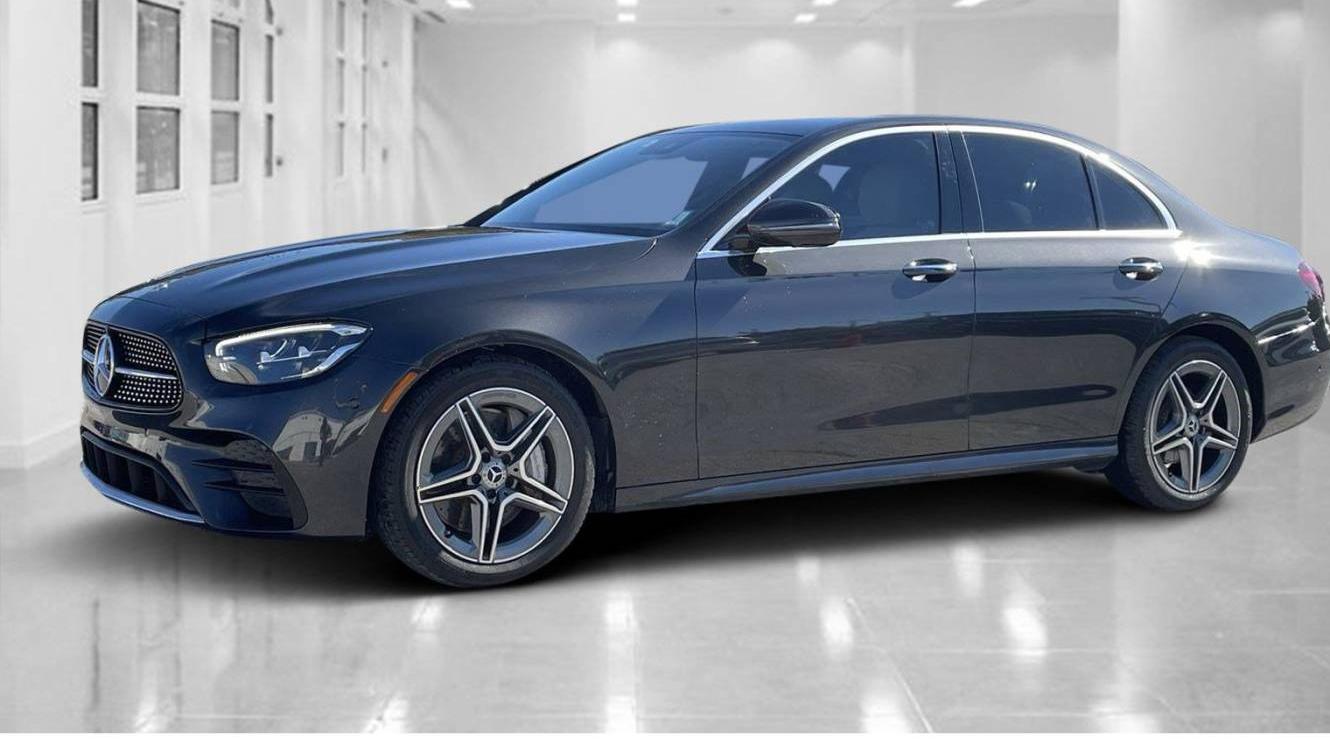 MERCEDES-BENZ E-CLASS 2023 W1KZF8DB7PB110354 image