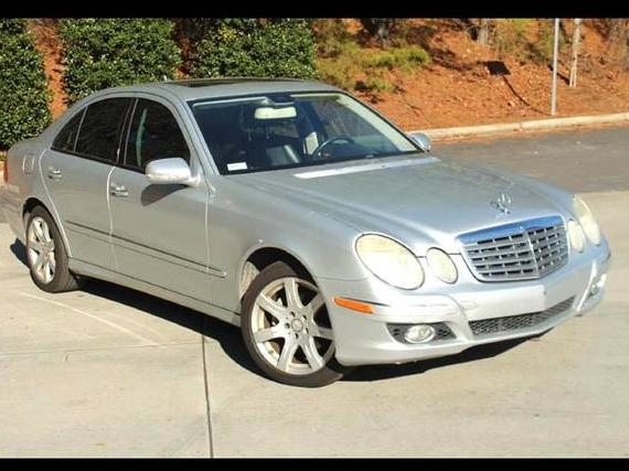 MERCEDES-BENZ E-CLASS 2008 WDBUF56X98B335399 image