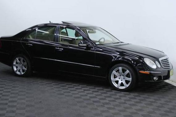 MERCEDES-BENZ E-CLASS 2007 WDBUF87X17X215436 image