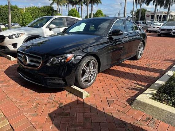 MERCEDES-BENZ E-CLASS 2019 WDDZF4KB0KA641910 image