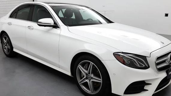 MERCEDES-BENZ E-CLASS 2019 WDDZF4KB0KA521167 image