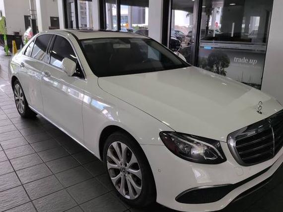 MERCEDES-BENZ E-CLASS 2019 WDDZF4JB5KA576683 image