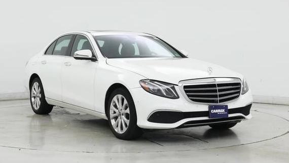 MERCEDES-BENZ E-CLASS 2019 WDDZF4KB6KA507760 image