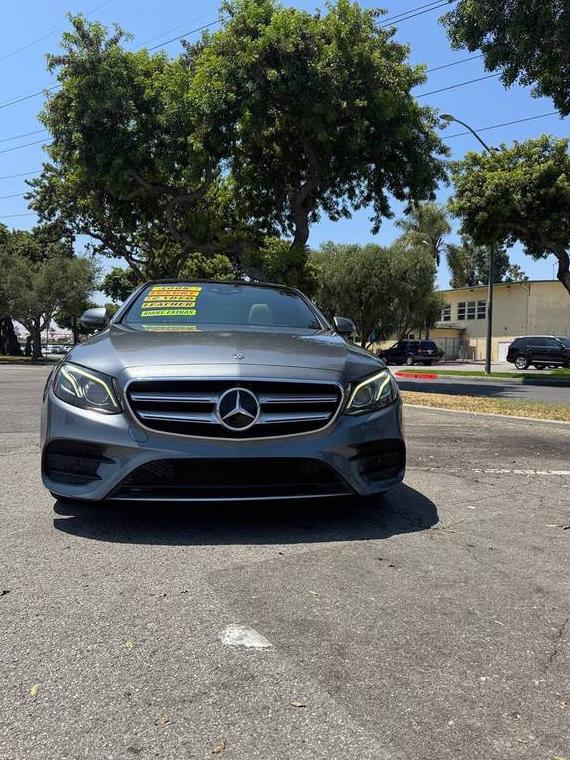 MERCEDES-BENZ E-CLASS 2018 WDDZF4JB3JA390168 image MERCEDES-BENZ E-CLASS 2018 WDDZF4JB3JA390168 image