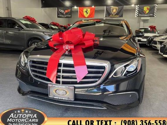 MERCEDES-BENZ E-CLASS 2018 WDDZF4KB5JA424996 image