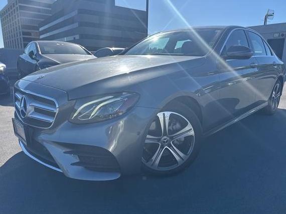MERCEDES-BENZ E-CLASS 2018 WDDZF4JB5JA405723 image MERCEDES-BENZ E-CLASS 2018 WDDZF4JB5JA405723 image