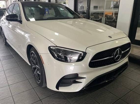 MERCEDES-BENZ E-CLASS 2021 W1KZF8DB1MA983342 image