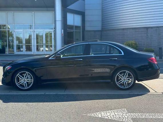 MERCEDES-BENZ E-CLASS 2017 WDDZF4KB0HA186436 image
