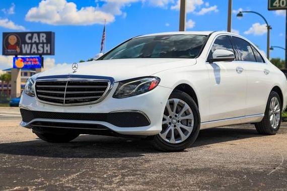 MERCEDES-BENZ E-CLASS 2017 WDDZF4KB8HA155693 image MERCEDES-BENZ E-CLASS 2017 WDDZF4KB8HA155693 image