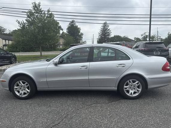 MERCEDES-BENZ E-CLASS 2004 WDBUF65J74A429297 image